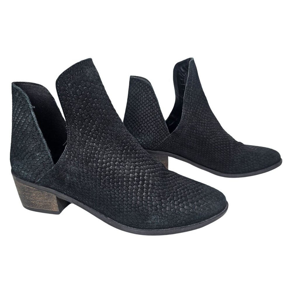 Coconuts By Matisse Side‎ Cut Suede Heeled Booties Textured Leather Black 8M